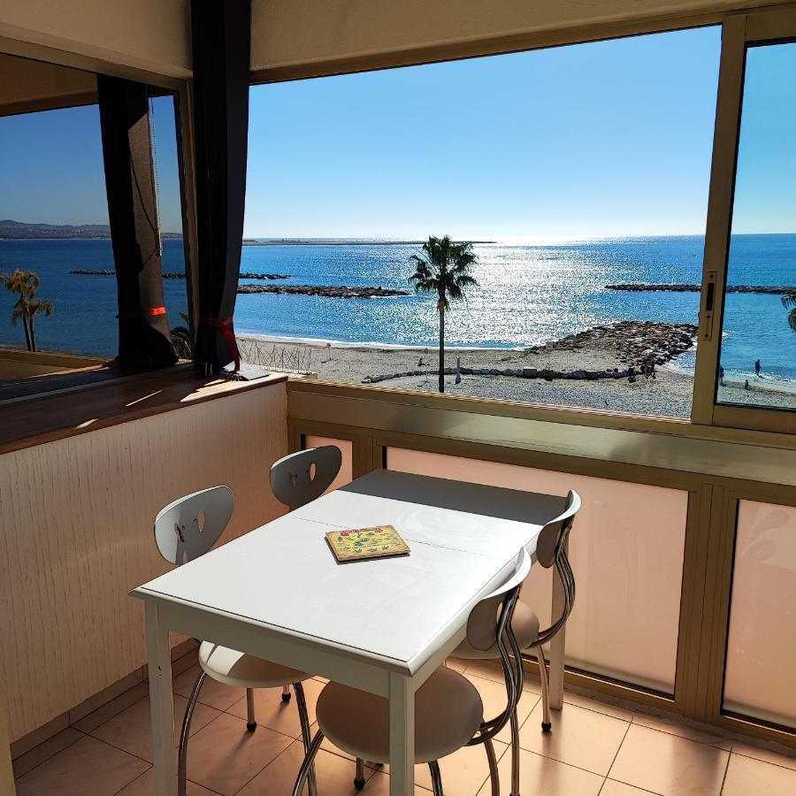 Grand Studio Bord De Mer- Acces Direct Aux Plages Saint-Laurent-du-Var Exteriér fotografie