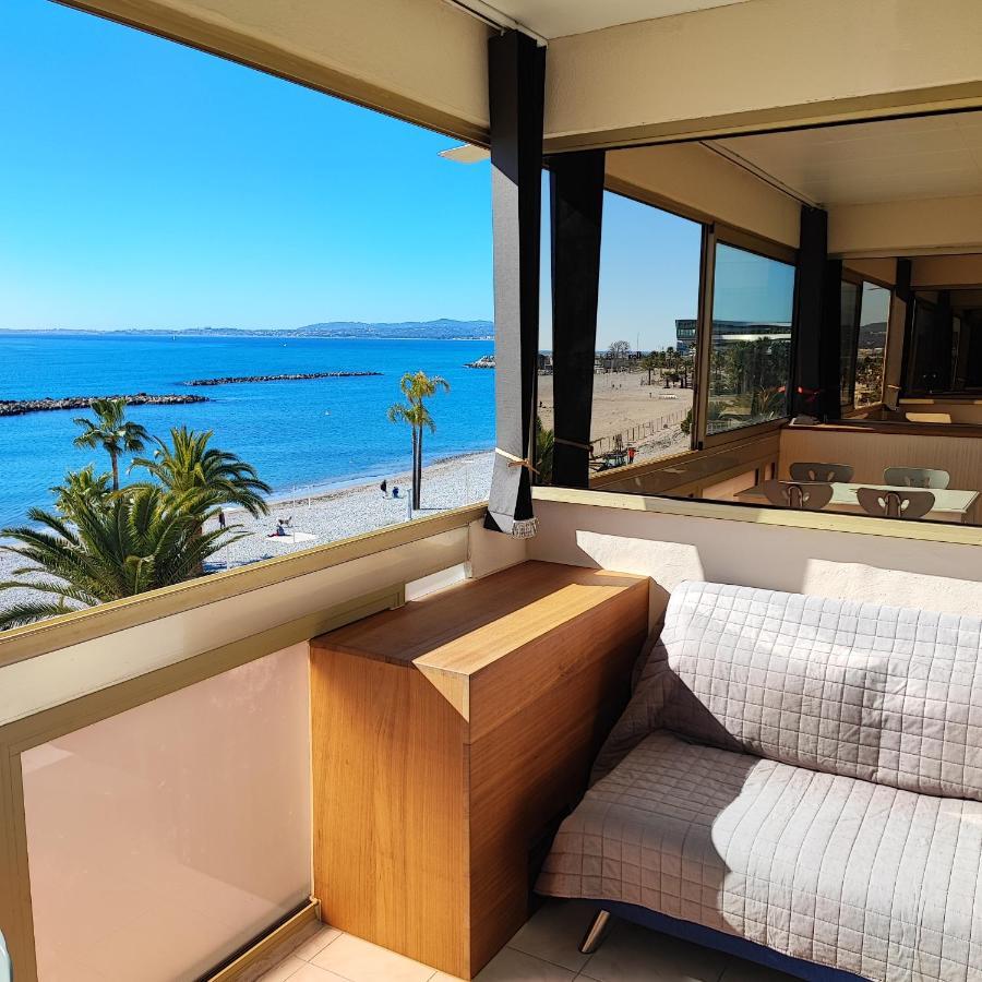 Grand Studio Bord De Mer- Acces Direct Aux Plages Saint-Laurent-du-Var Exteriér fotografie